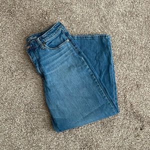 UNIVERSAL THREAD HIGH RISE, CROPPED DENIM
